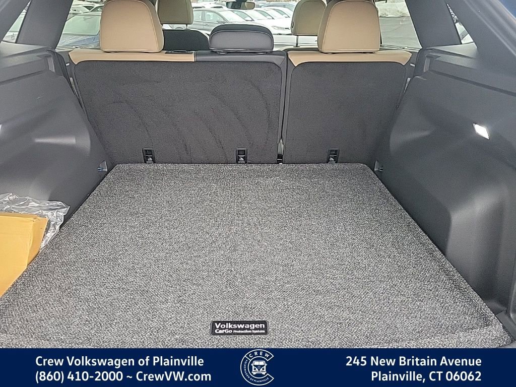 Certified 2025 Volkswagen Atlas Cross Sport SE image 51