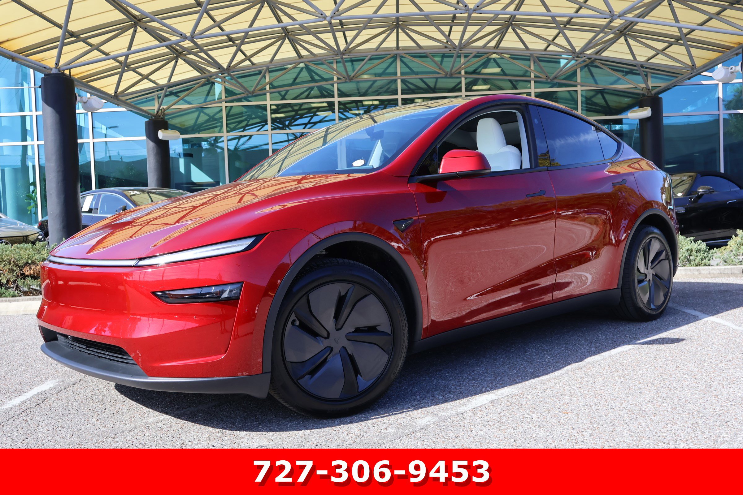Used 2026 Tesla Model Y 2WD image 1