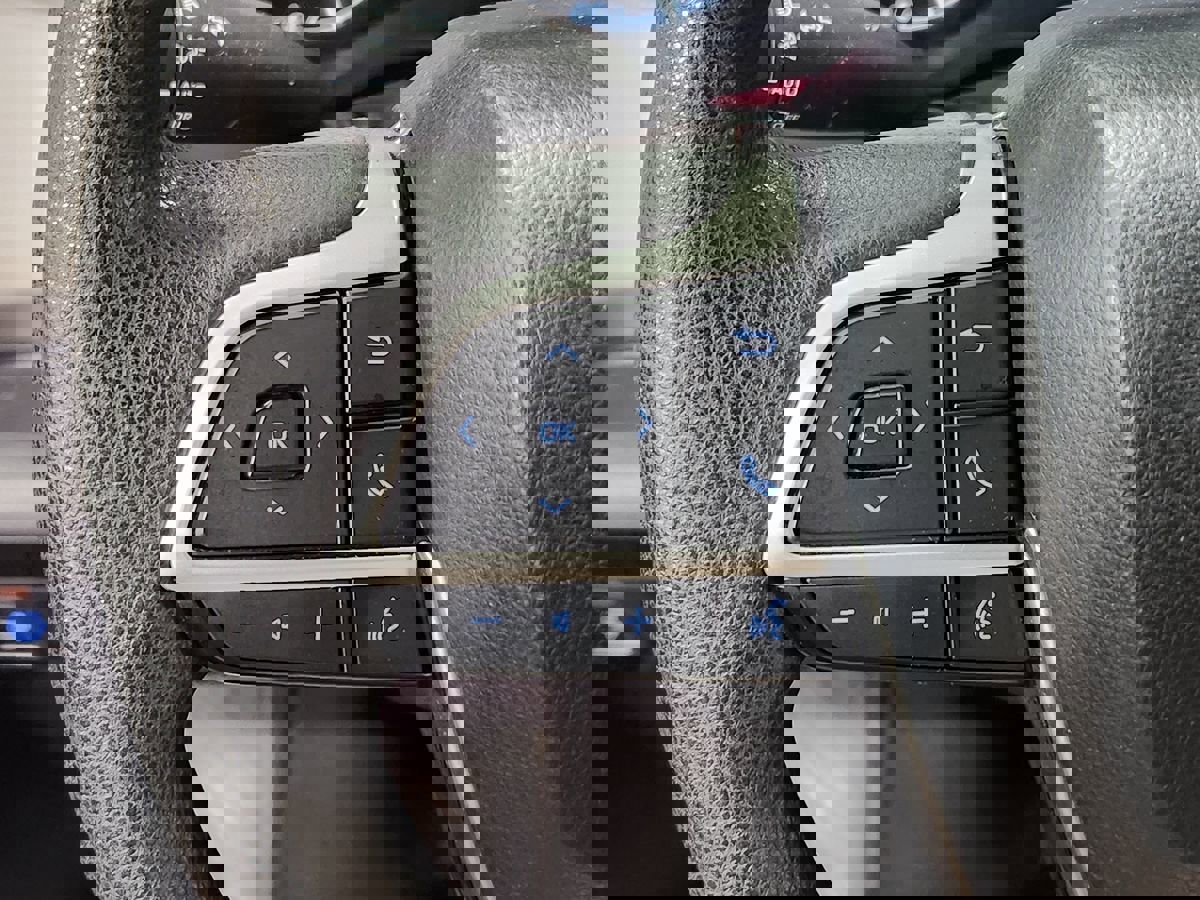 Used 2021 Toyota Sienna LE FWD image 44