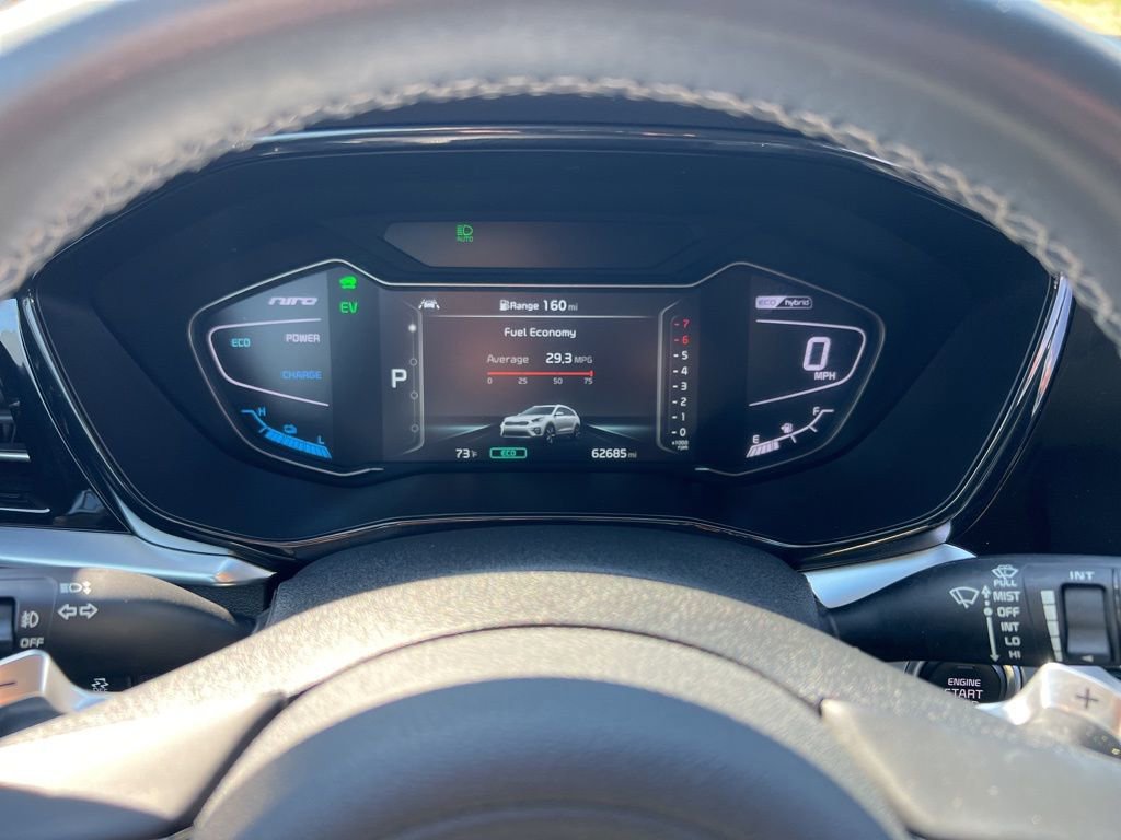 Used 2022 Kia Niro Touring Special Edition FWD image 17