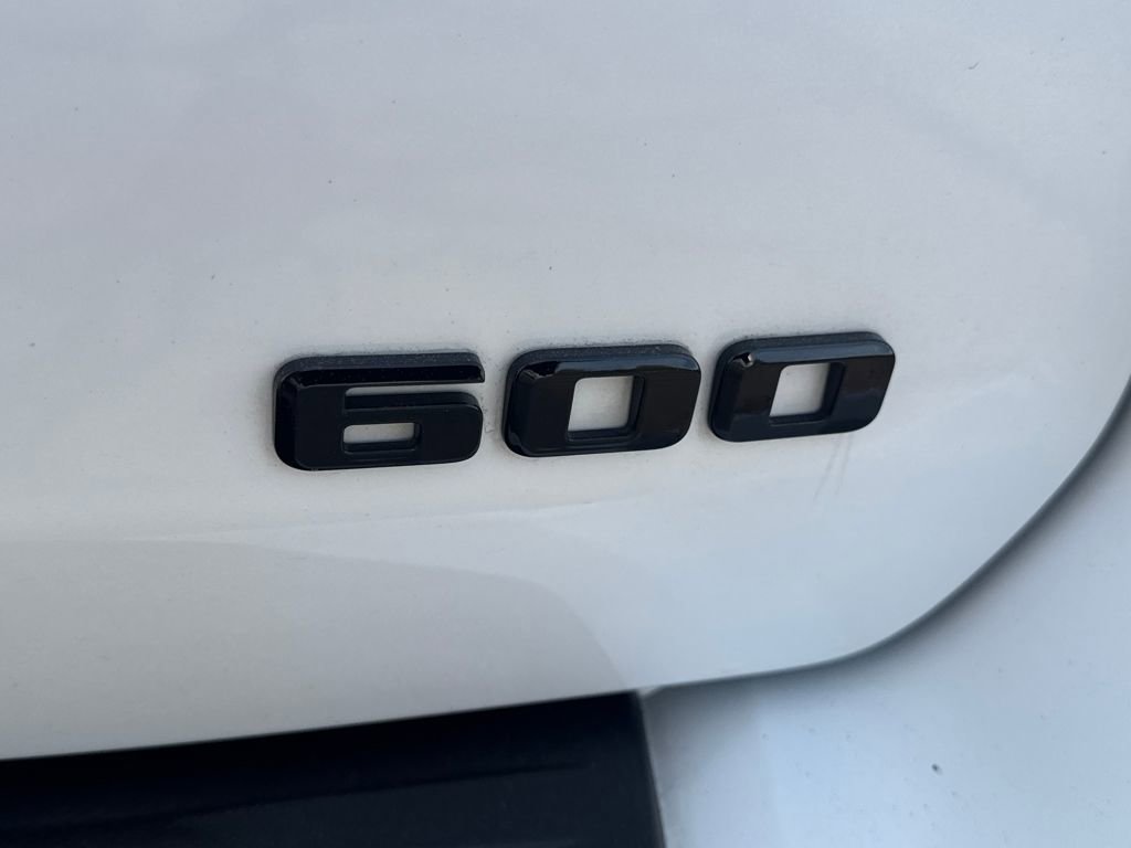 Certified 2023 Cadillac Escalade Sport Platinum w/ LPO, ONYX Package image 9