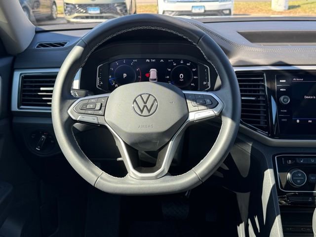 Used 2023 Volkswagen Atlas SE w/ Panoramic Sunroof Package image 19