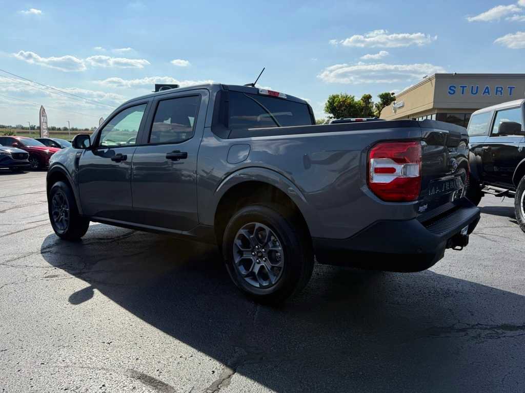 New 2025 Ford Maverick XLT w/ Equipment Group 301A image 27