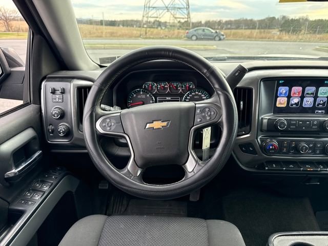 Used 2017 Chevrolet Silverado 1500 LT w/ Midnight Edition image 20