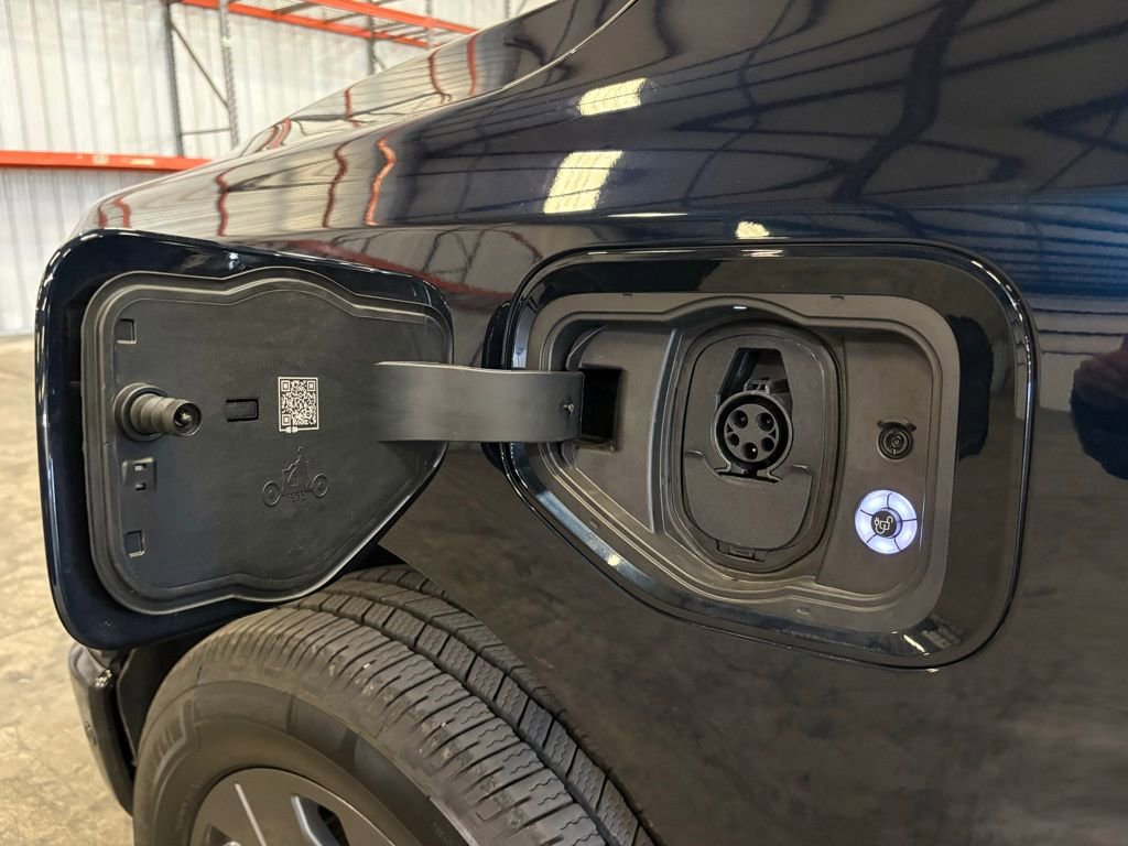 Used 2023 Ford F150 Lightning Lariat w/ Equipment Group 511A High image 12