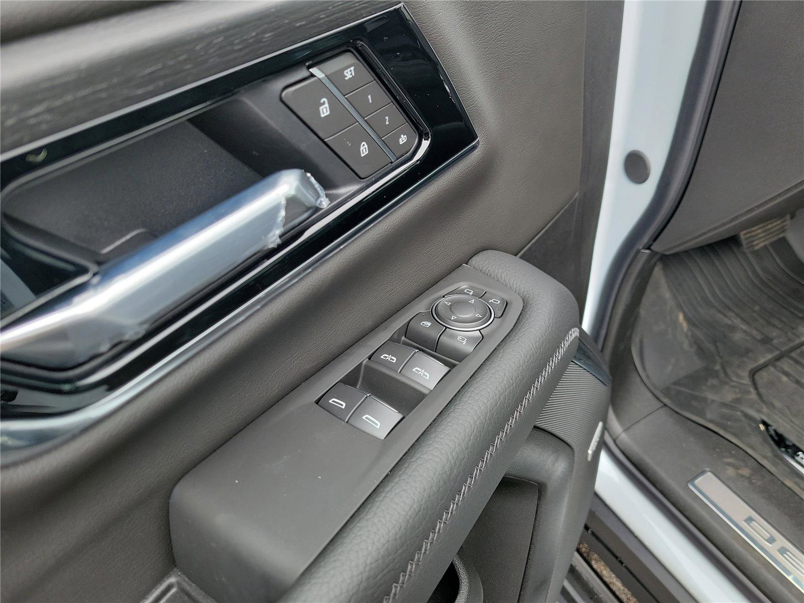 New 2026 GMC Yukon XL Denali w/ Sun & Power Step Package image 22