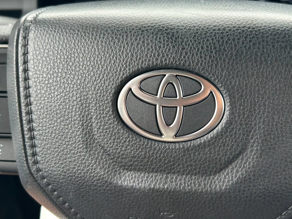 Certified 2025 Toyota 4Runner Platinum AWD/4WD image 47