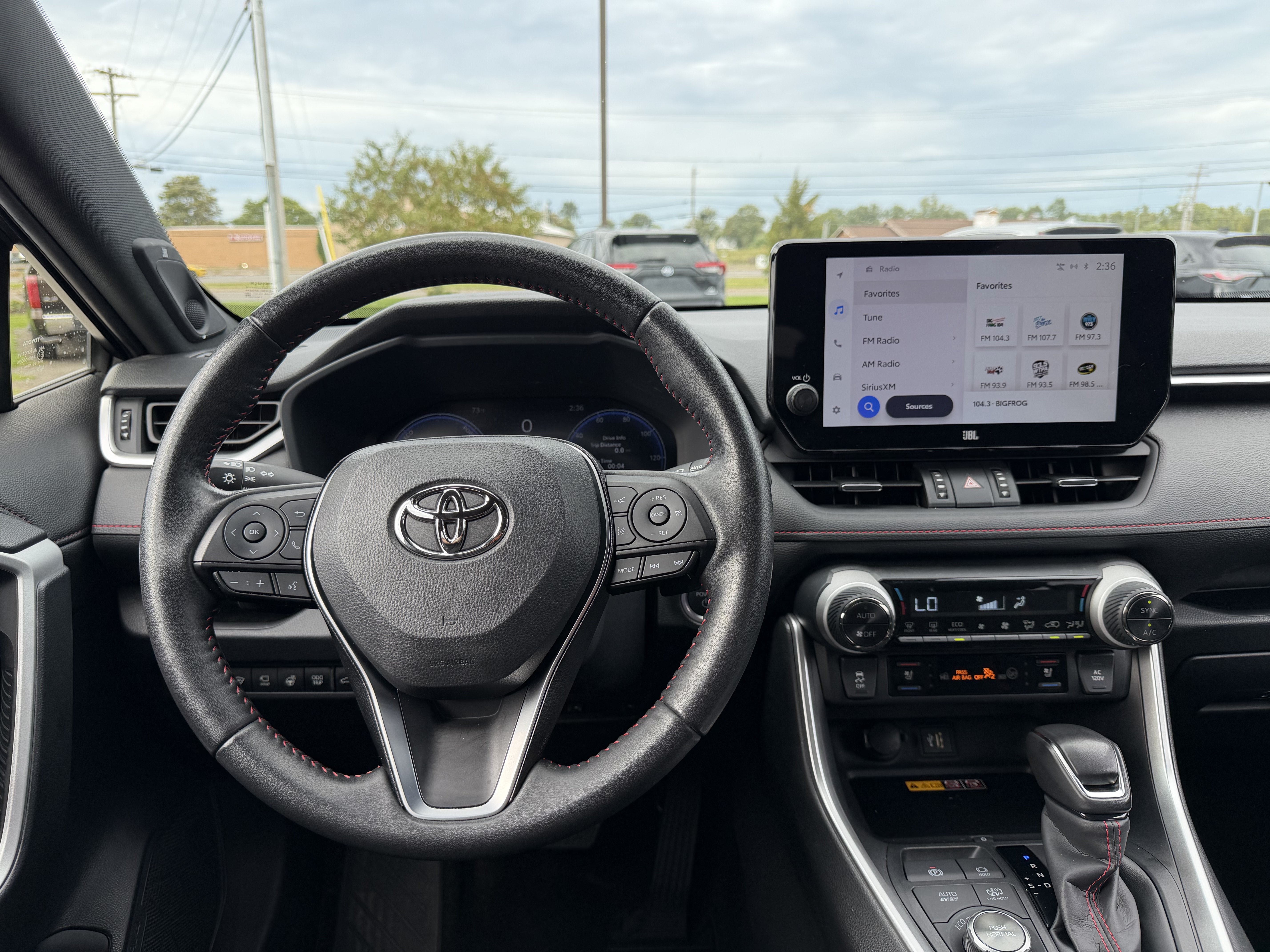 Used 2023 Toyota RAV4 XSE w/ Premium Package AWD/4WD image 14