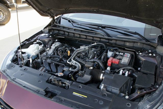 Used 2024 Nissan Altima 2.5 SV image 11