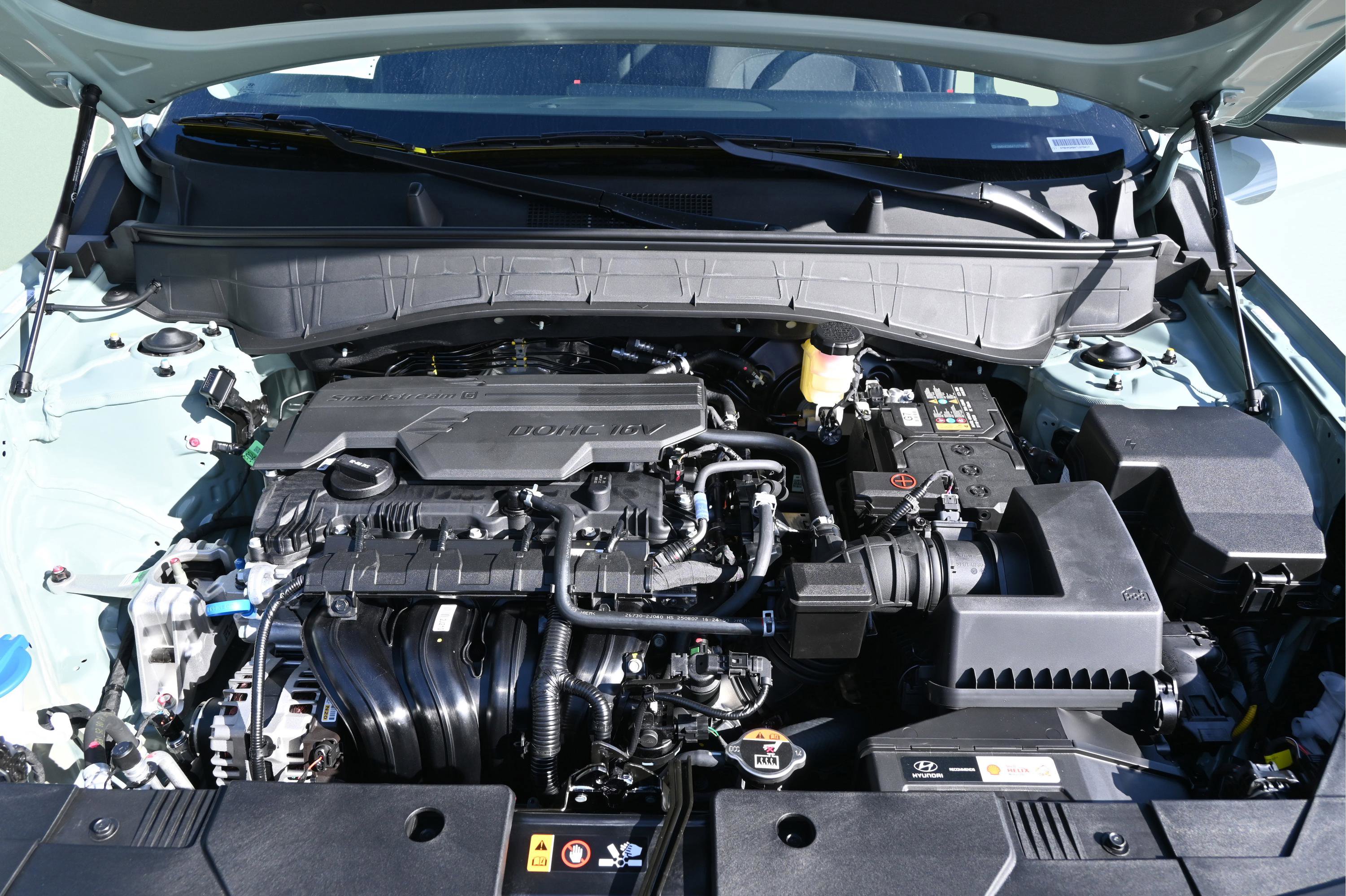 New 2026 Hyundai Kona SE image 13