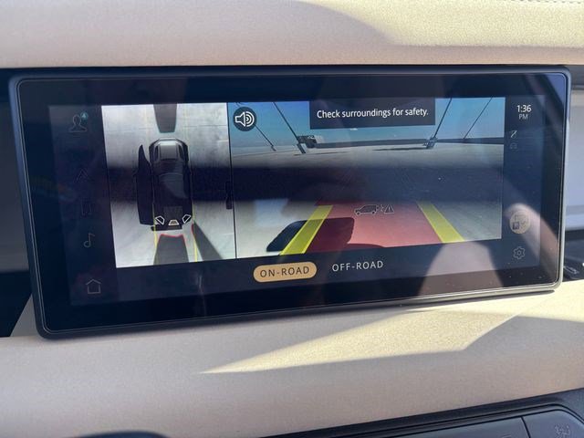 Used 2023 Land Rover Defender 110 SE image 26