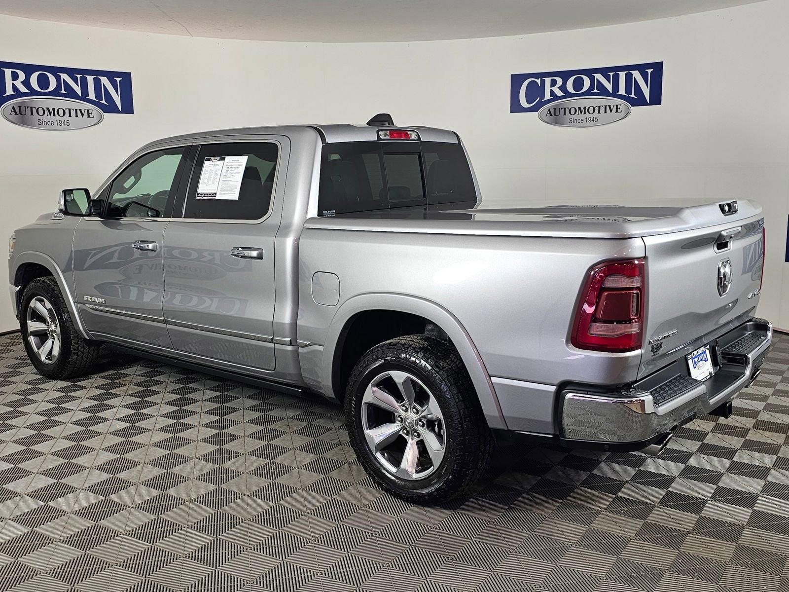 Used 2021 RAM 1500 Limited image 3