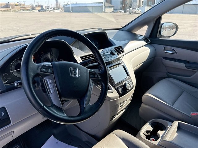 Used 2016 Honda Odyssey Touring Elite image 21
