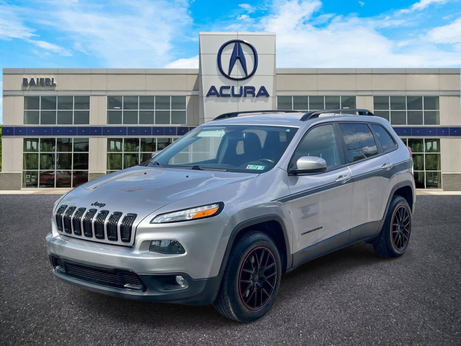 Used 2018 Jeep Cherokee Latitude w/ Altitude Package AWD/4WD image 1
