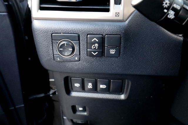 Used 2020 Lexus GX 460 Premium w/ Premium Package image 51