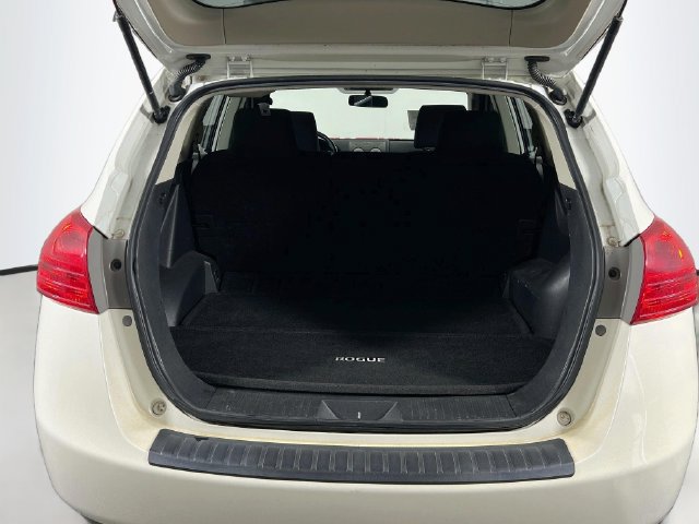 Used 2013 Nissan Rogue SV w/ Premium Pkg AWD/4WD image 25