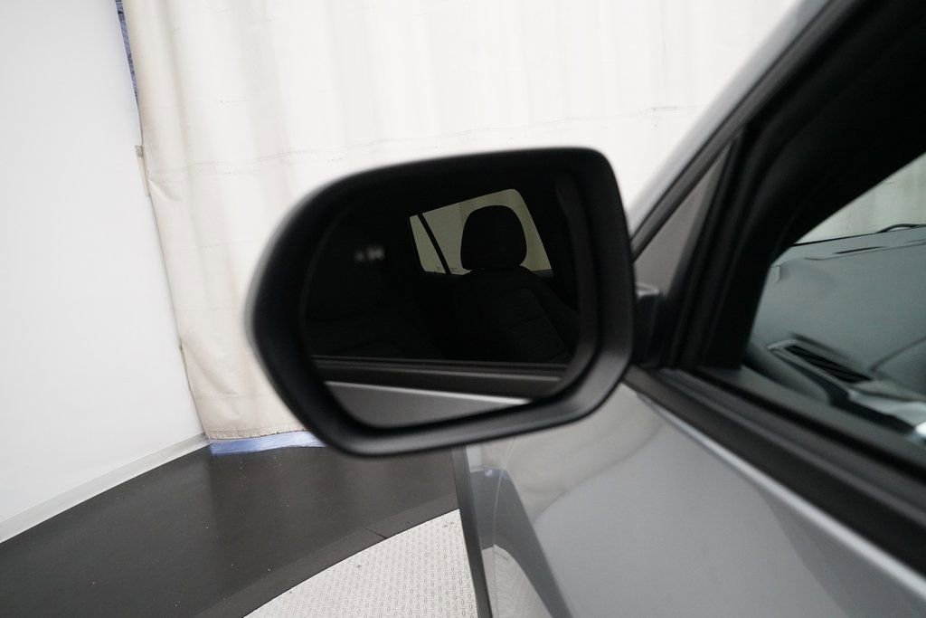 Certified 2025 Chevrolet Equinox LT image 24