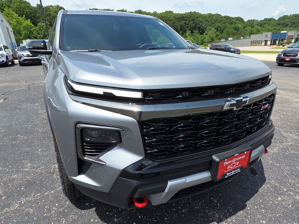 New 2026 Chevrolet Traverse Z71 w/ Driver Confidence Package AWD/4WD image 11