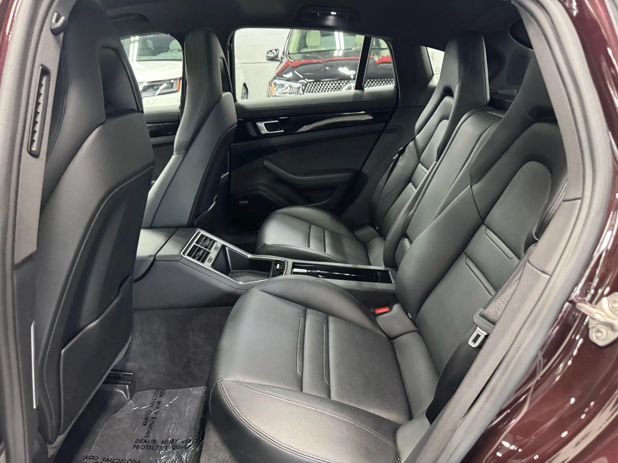 Used 2022 Porsche Panamera 4 AWD/4WD image 27