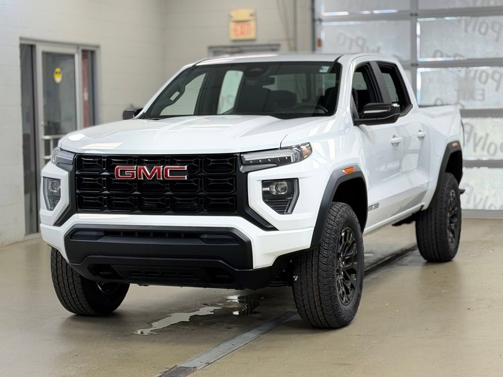 New 2026 GMC Canyon Elevation RWD image 3