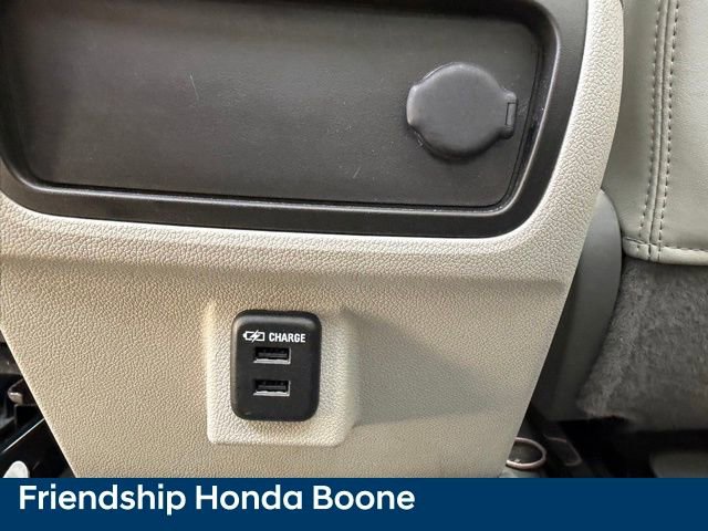 Used 2016 GMC Acadia SLT AWD/4WD image 39