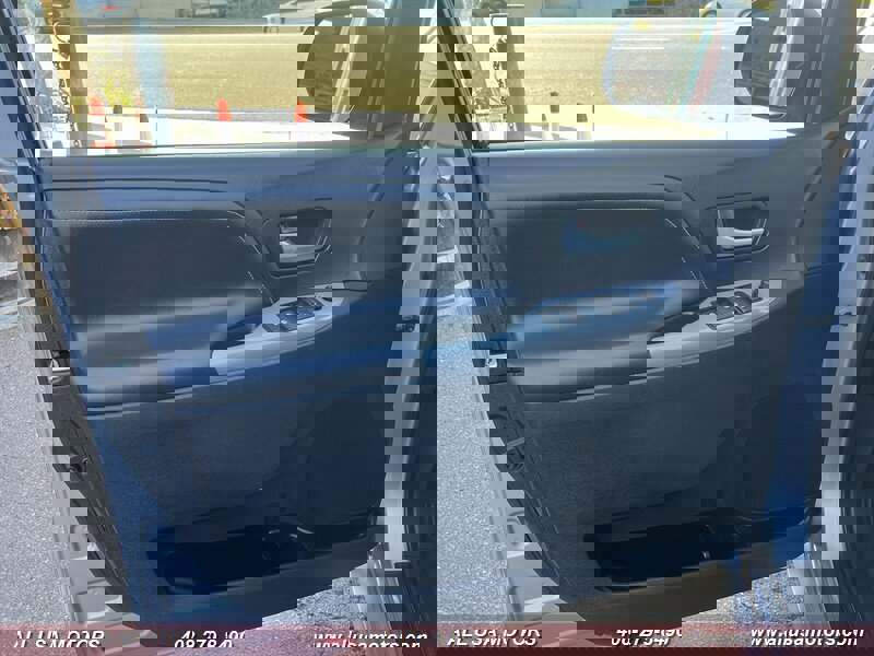 Used 2015 Toyota Sienna SE w/ SE Preferred Package FWD image 14