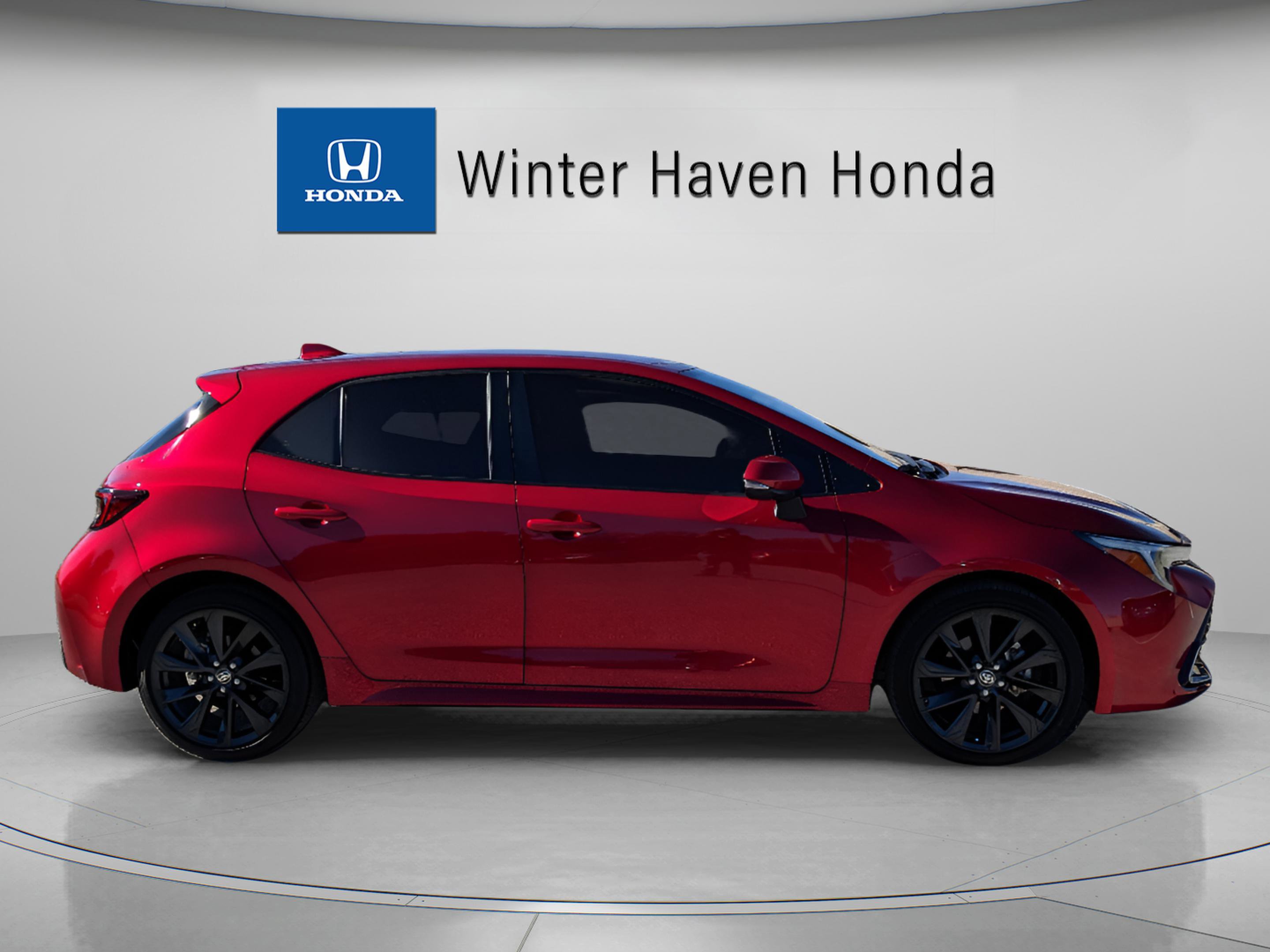 Used 2025 Toyota Corolla XSE image 9