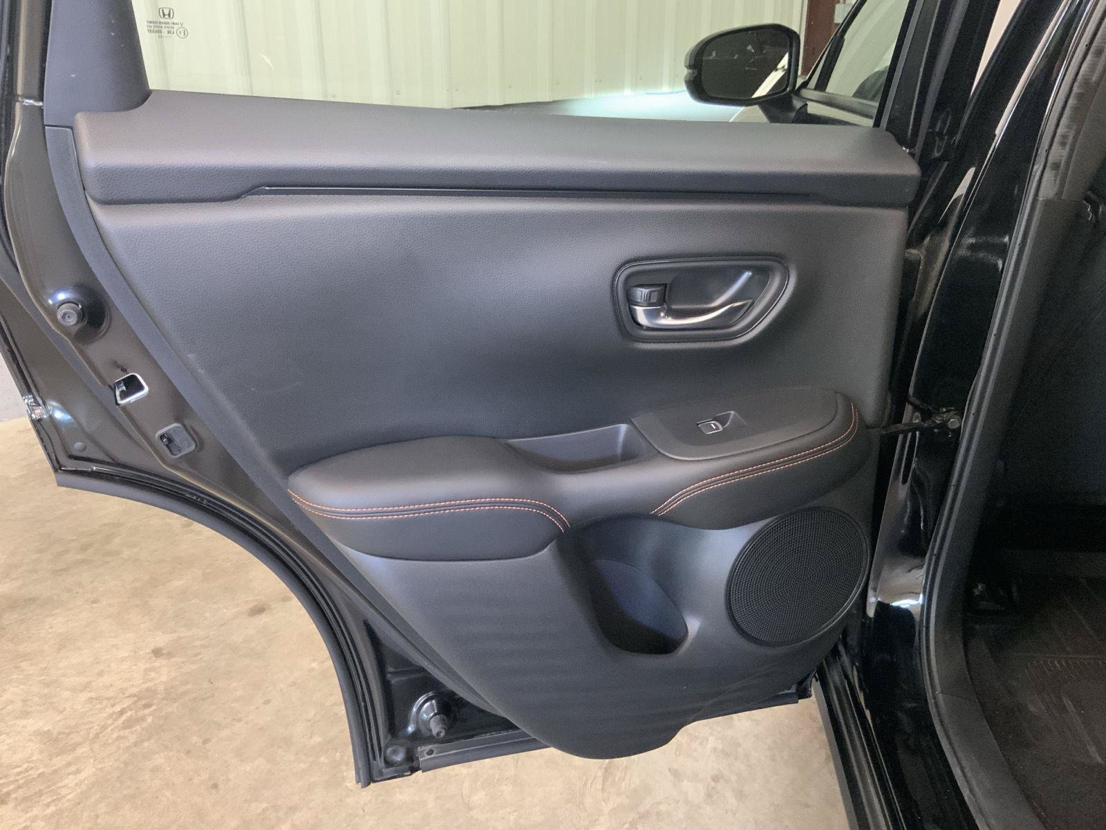 Used 2023 Honda HR-V Sport image 37