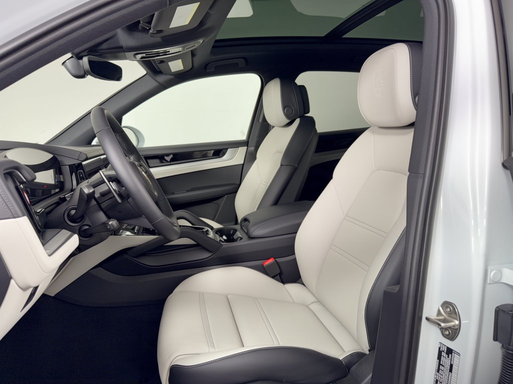 New 2026 Porsche Cayenne AWD/4WD image 5