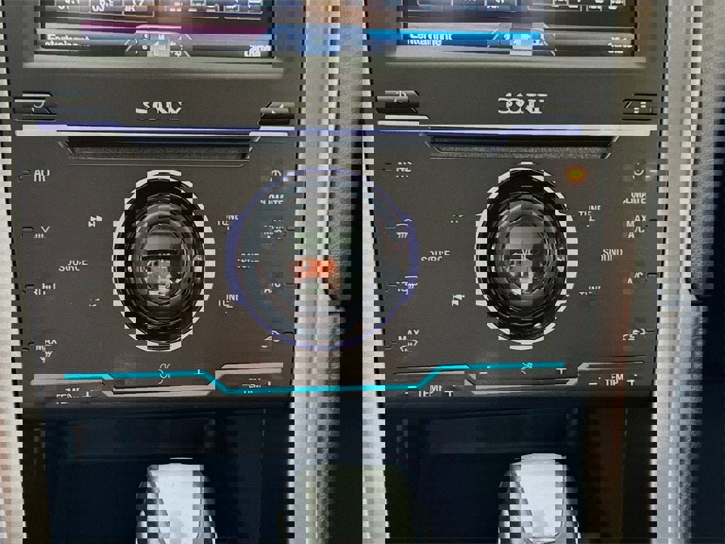 Used 2015 Ford Fusion Titanium image 10