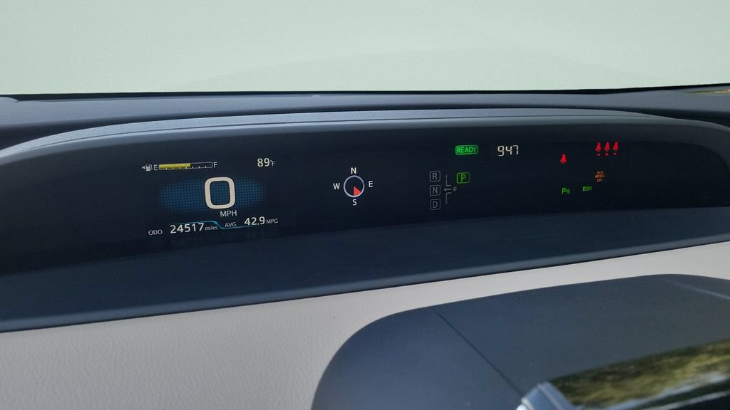 Certified 2022 Toyota Prius Limited FWD image 20