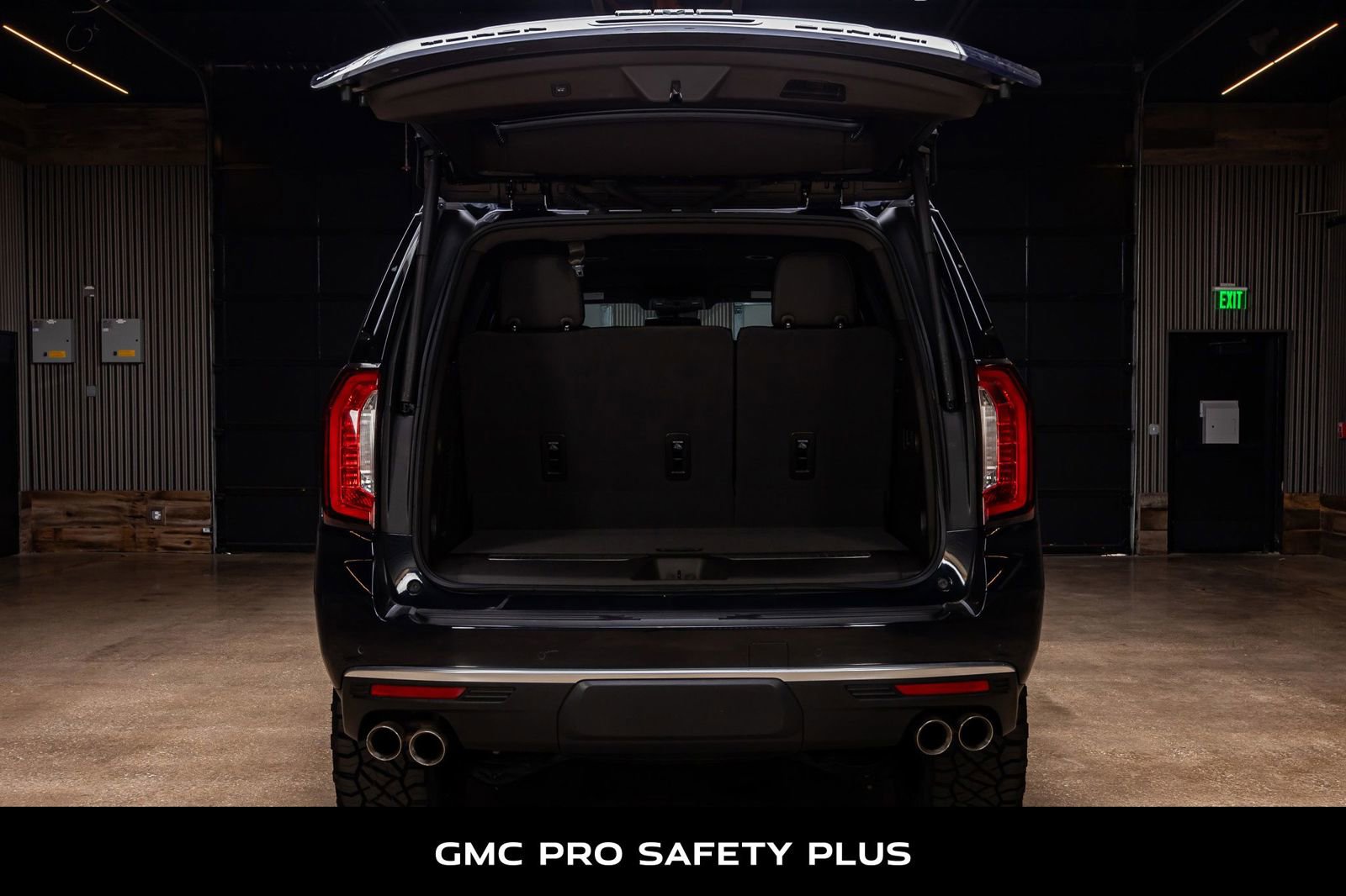 Used 2023 GMC Yukon Denali image 9