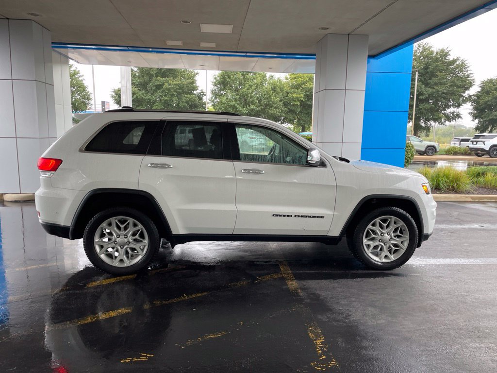 Used 2019 Jeep Grand Cherokee Limited w/ Luxury Group II AWD/4WD image 6