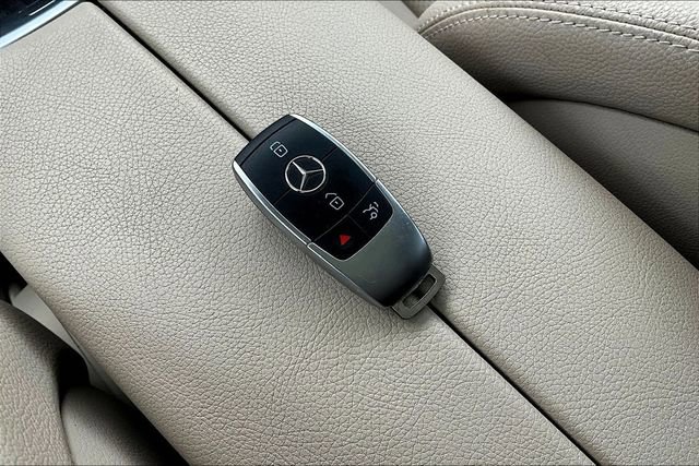 Certified 2021 Mercedes-Benz GLC 300 4MATIC image 38