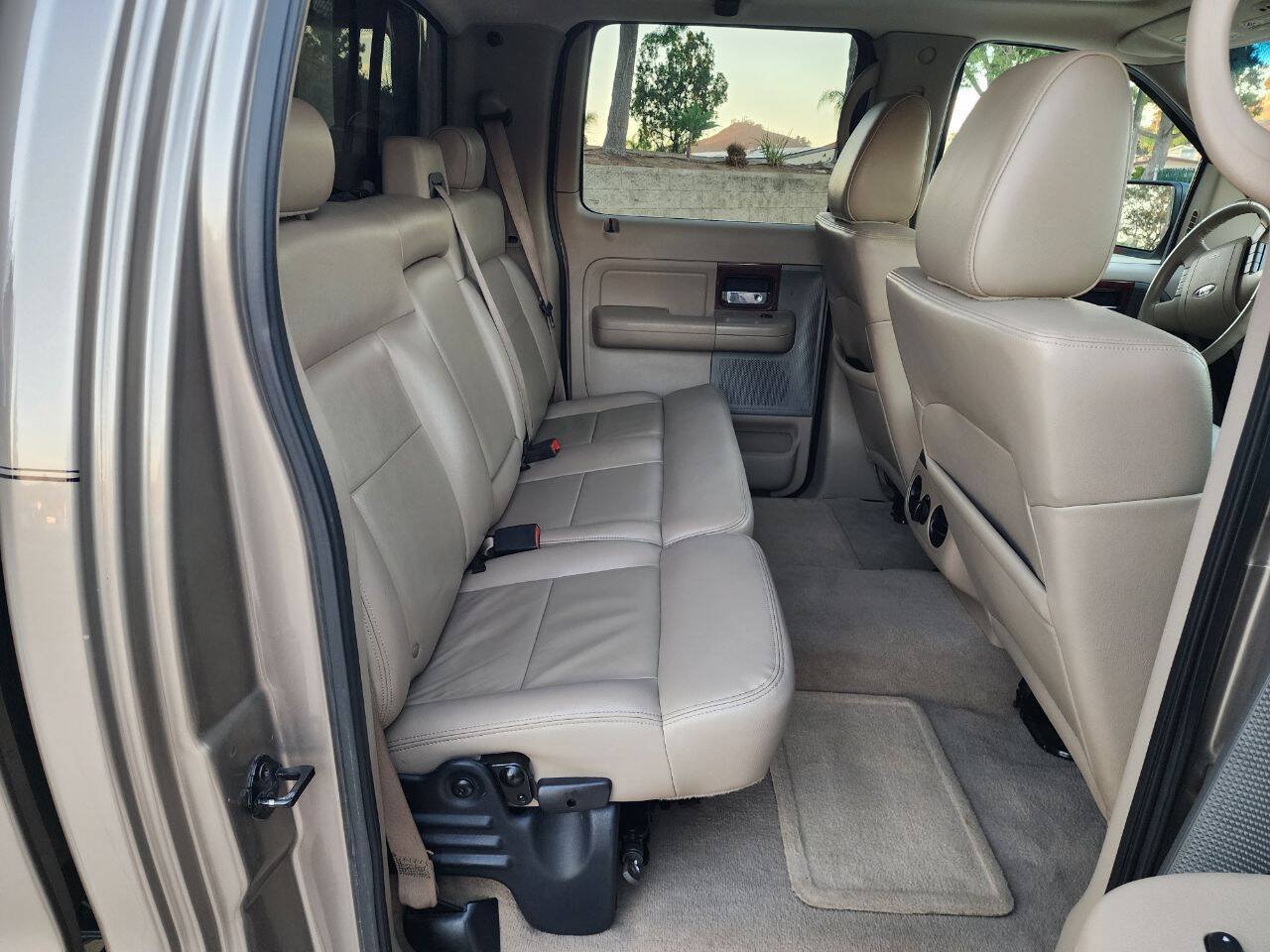Used 2005 Ford F150 Lariat AWD/4WD image 22
