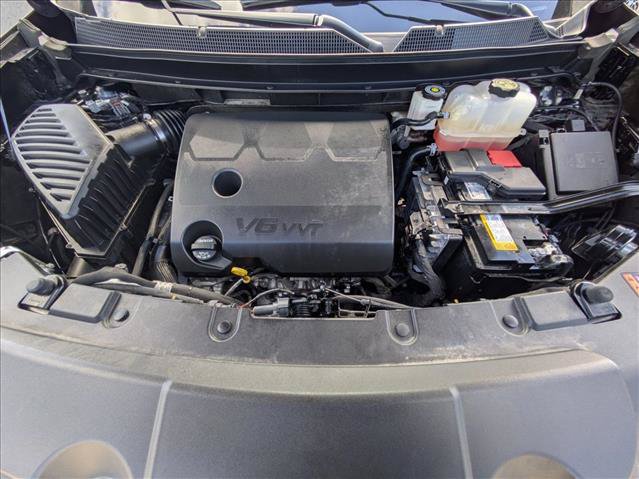 Used 2023 Chevrolet Traverse Premier w/ Redline Edition FWD image 22