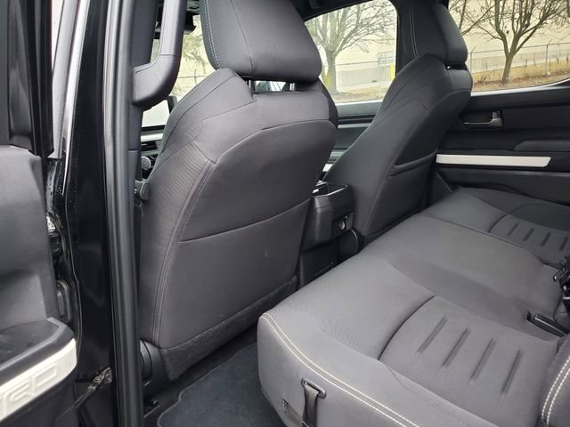 Used 2024 Toyota Tacoma TRD Off-Road image 10