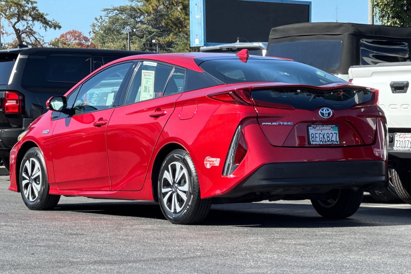Certified 2018 Toyota Prius Prime Plus FWD image 5