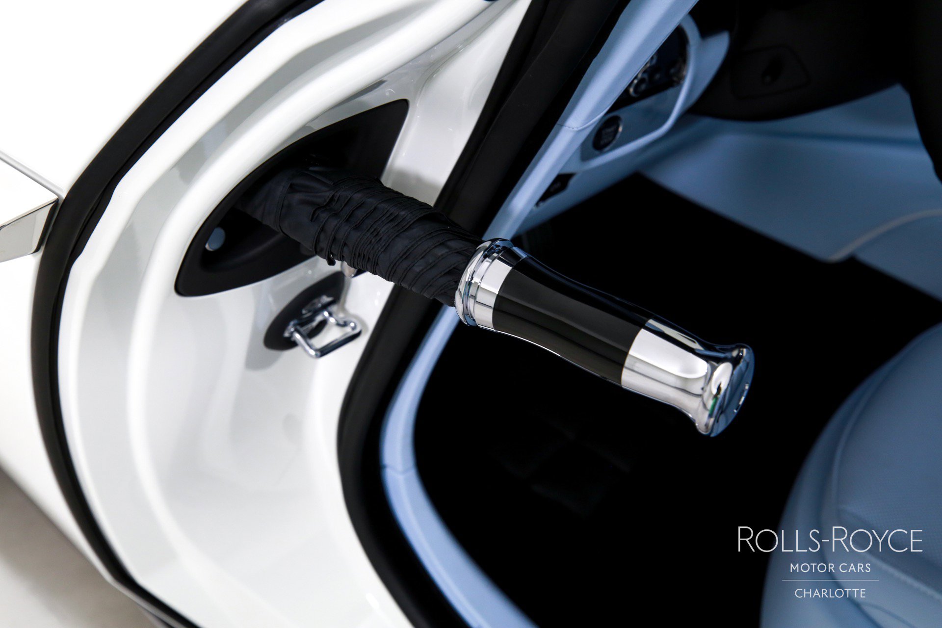 New 2025 Rolls-Royce Spectre w/ Spectre Enhancement Package image 17