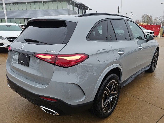New 2026 Mercedes-Benz GLC 300 4MATIC image 3