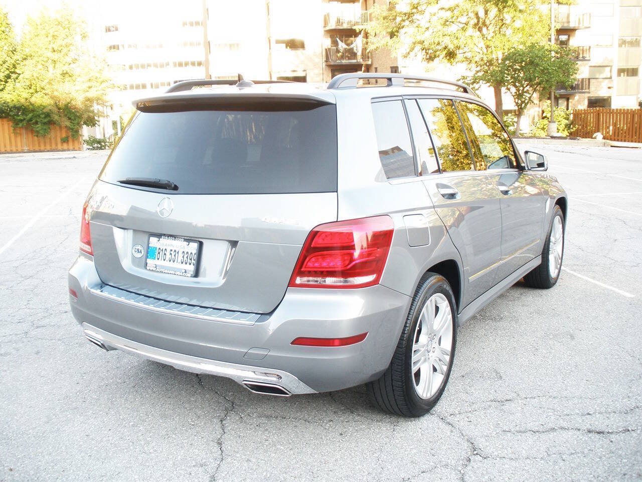 Used 2015 Mercedes-Benz GLK 350 4MATIC image 11