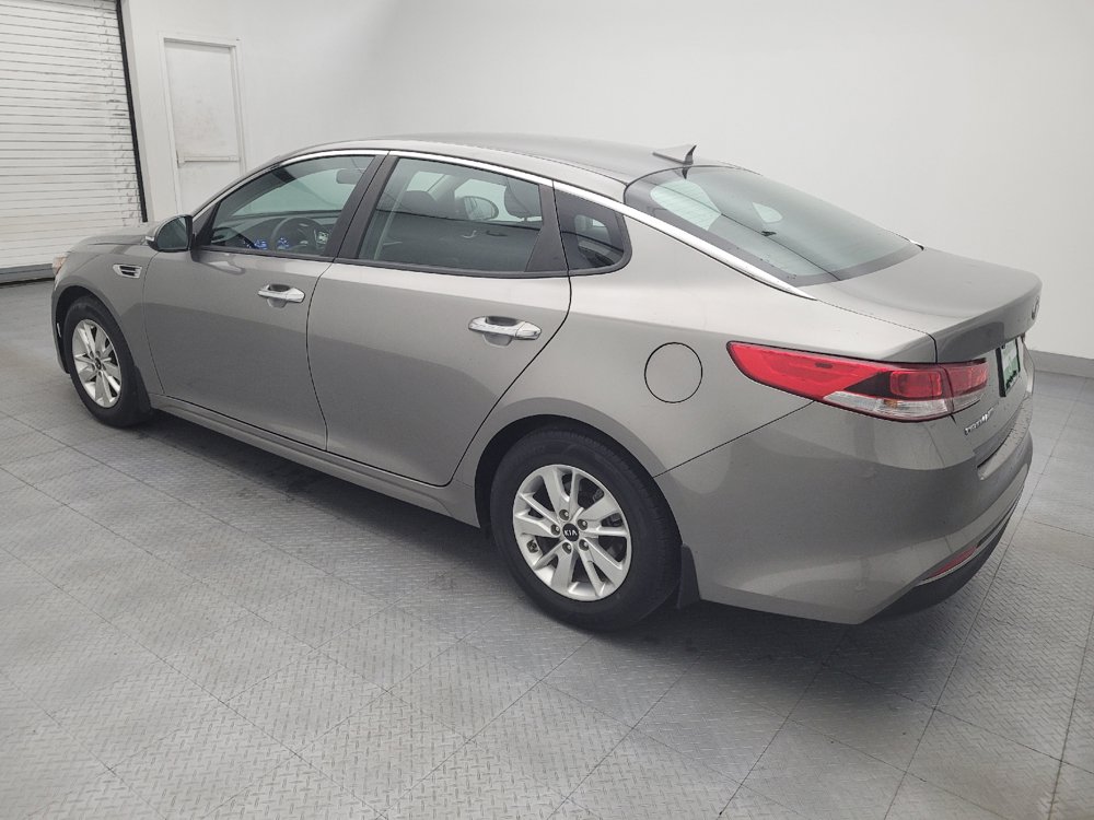 Used 2018 Kia Optima LX w/ Convenience Package FWD image 3