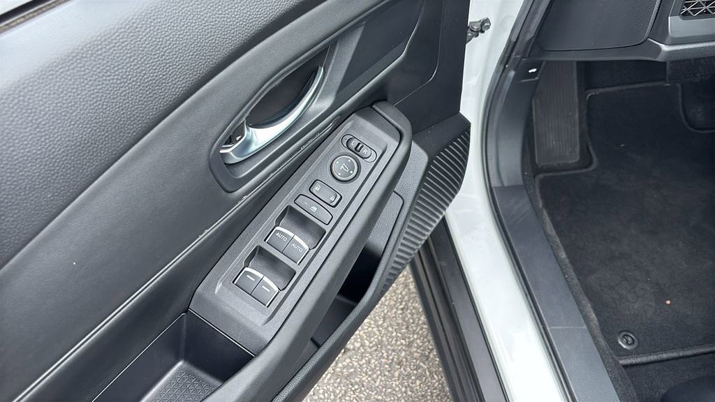 Certified 2025 Honda Accord SE image 14