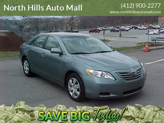 Used 2009 Toyota Camry LE image 1