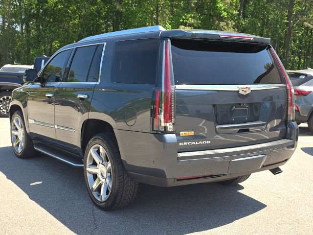 Used 2019 Cadillac Escalade Luxury image 3