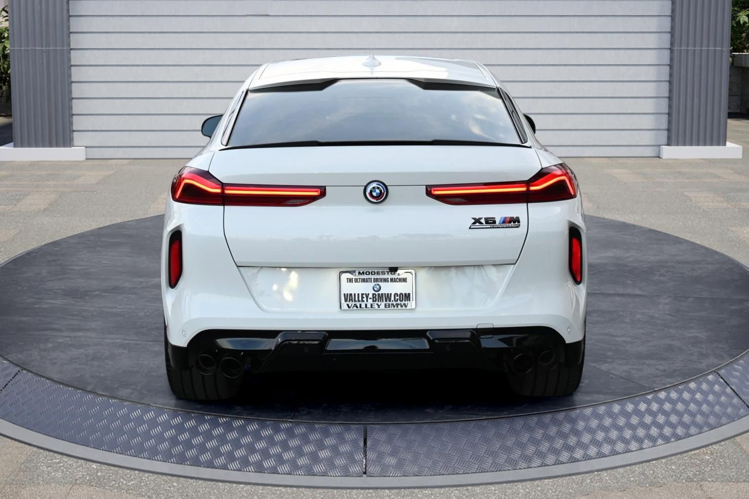 Certified 2023 BMW X6 M w/ Competition Package image 5