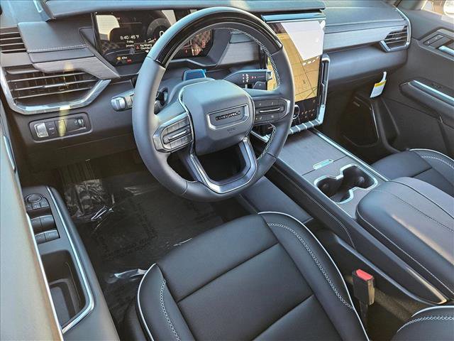 New 2026 GMC Acadia Denali w/ Super Cruise Package image 3