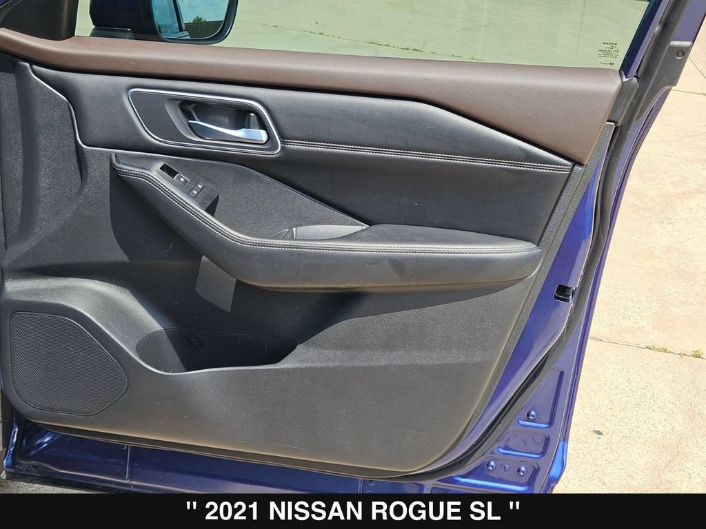 Used 2021 Nissan Rogue SL w/ Premium Package AWD/4WD image 32