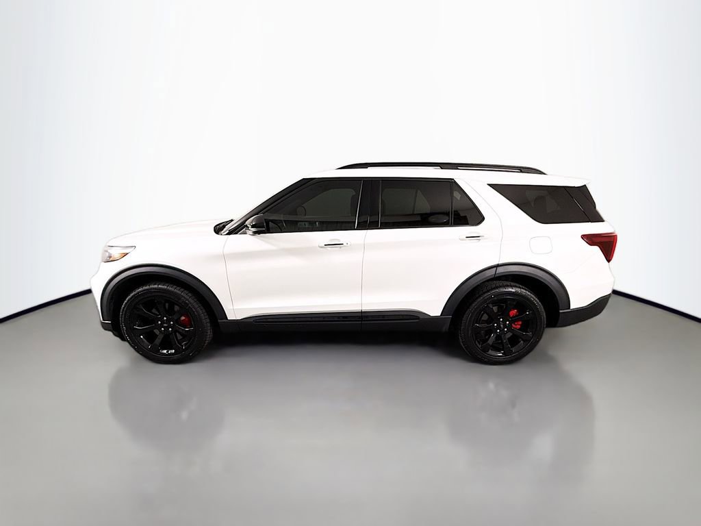 Used 2022 Ford Explorer ST w/ Equipment Group 401A image 4
