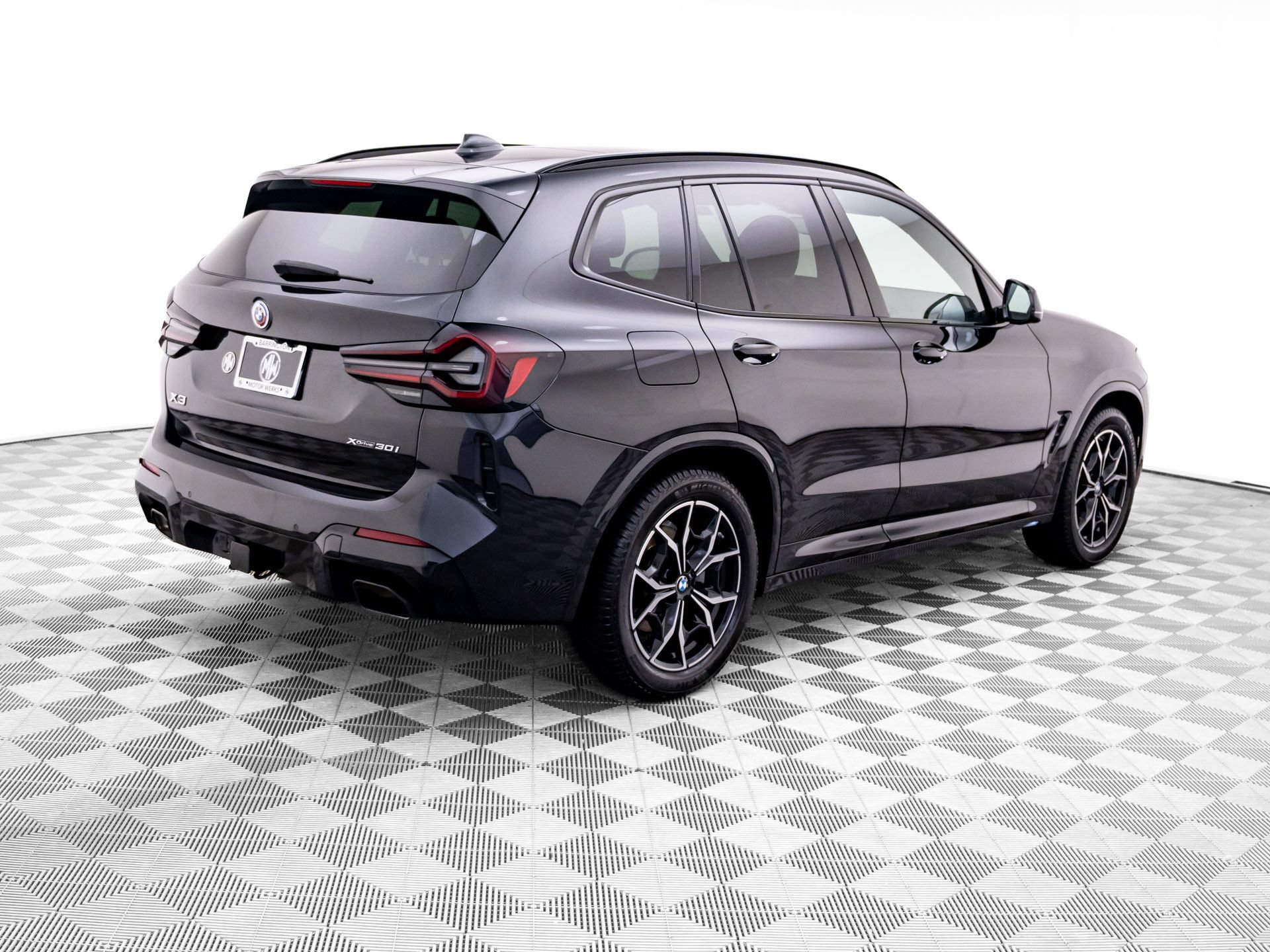Certified 2023 BMW X3 xDrive30i w/ M Sport Package AWD/4WD image 5